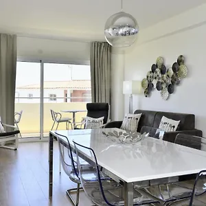 luxury-torremolinos-vistas-al-mar.hotelsinnerja.org/